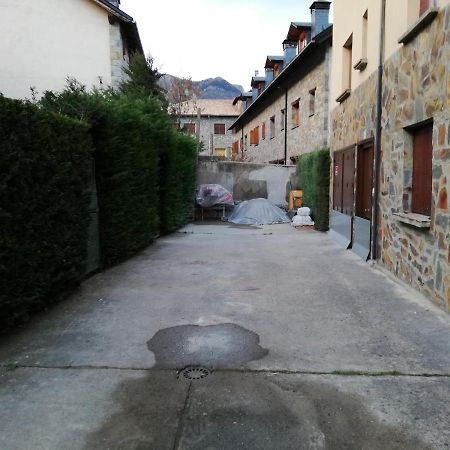 维拉诺瓦Pequeno Adosado De Montana Con Terraza别墅 外观 照片